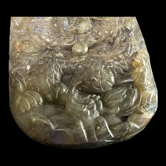 Carved Labradorite Dragon cabochon - Picture 12 of 15